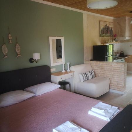 Achillion B&B Paralía Skotínis Zewnętrze zdjęcie