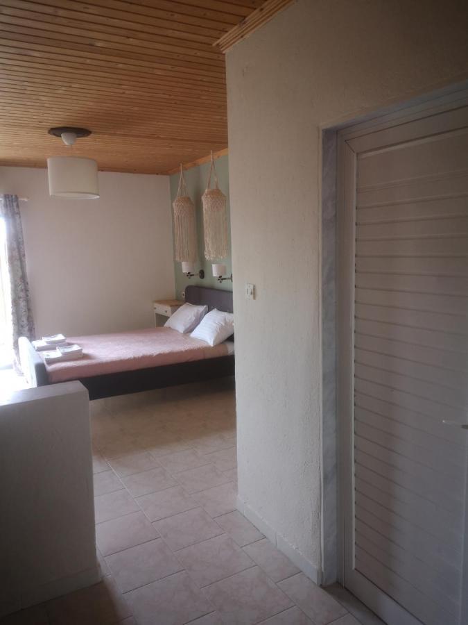 Achillion B&B Paralía Skotínis Zewnętrze zdjęcie